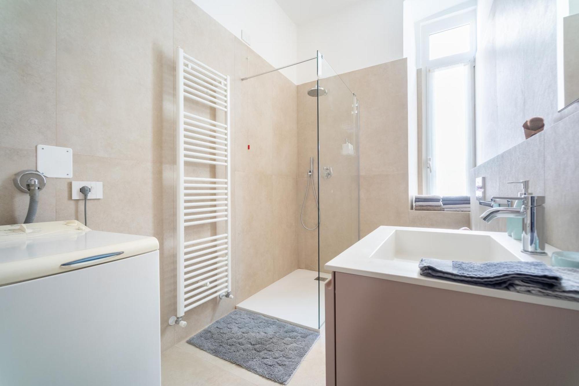 Al Donni Aircon City Center Бергамо Экстерьер фото